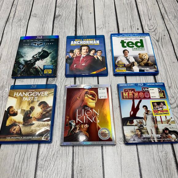 Blu-Ray Lot The Dark Knight, Ted, Anchorman, Lion King, Hangover, Hangover II - Picture 1 of 7